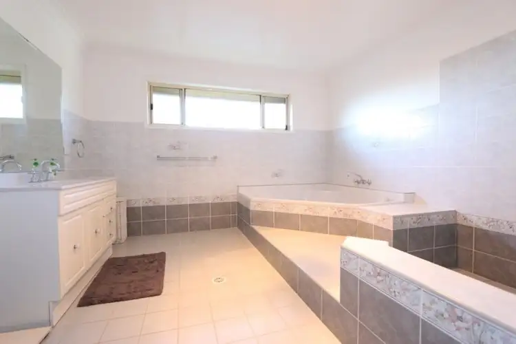 Sixth view of Homely house listing, 5 Doran Close, Thornton NSW 2322