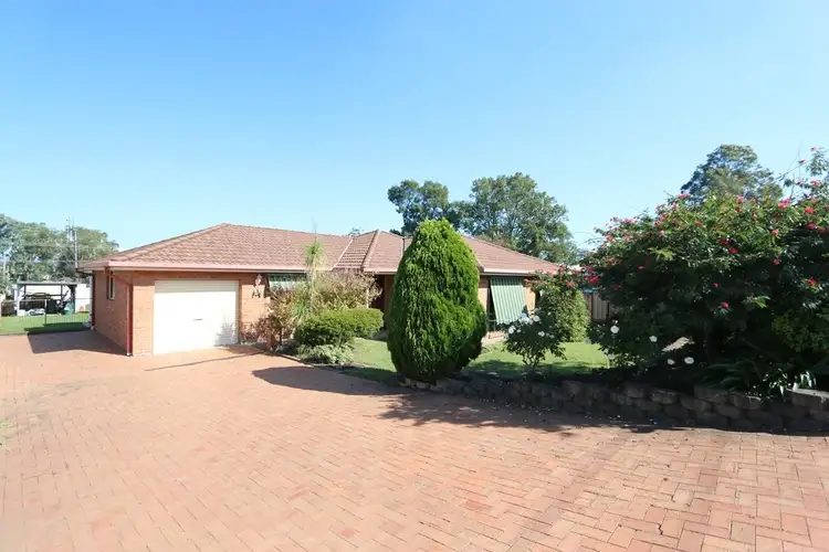 14 North Street, Greta NSW 2334
