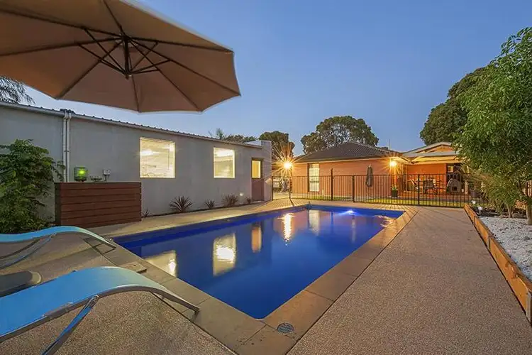 68 Kurrawa Cres, Patterson Lakes VIC 3197