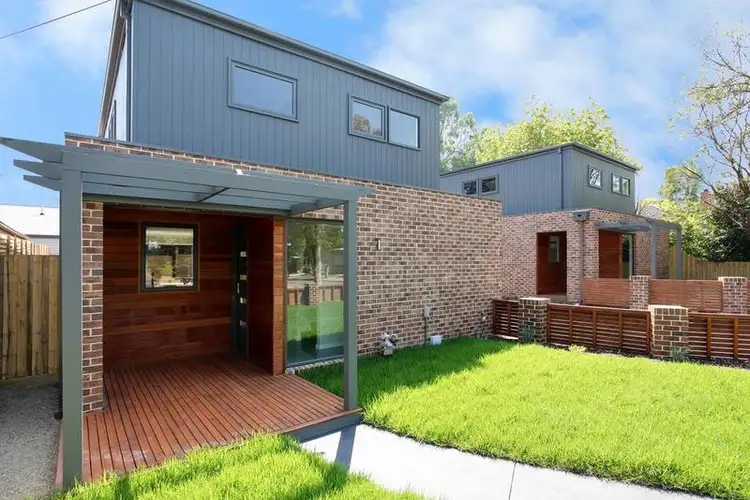 2/9-11A Carlyle Street, Croydon VIC 3136