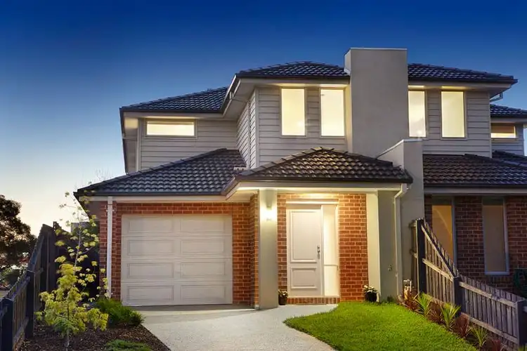 3 Kingsley Crescent, Mont Albert VIC 3127