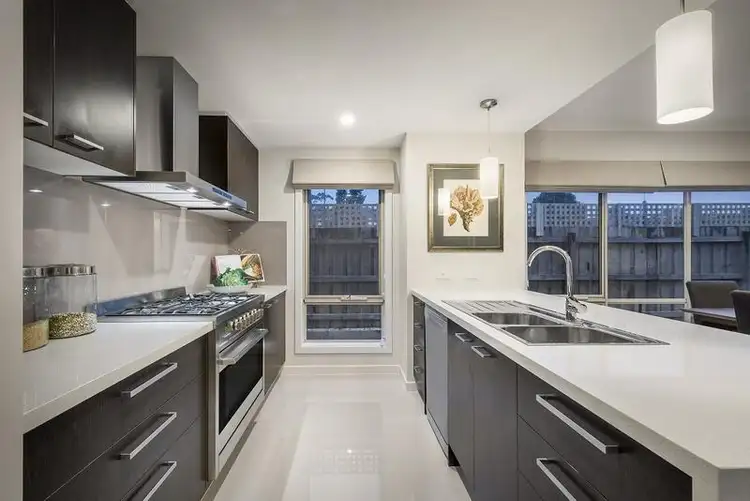 Fifth view of Homely house listing, 3 Kingsley Crescent, Mont Albert VIC 3127