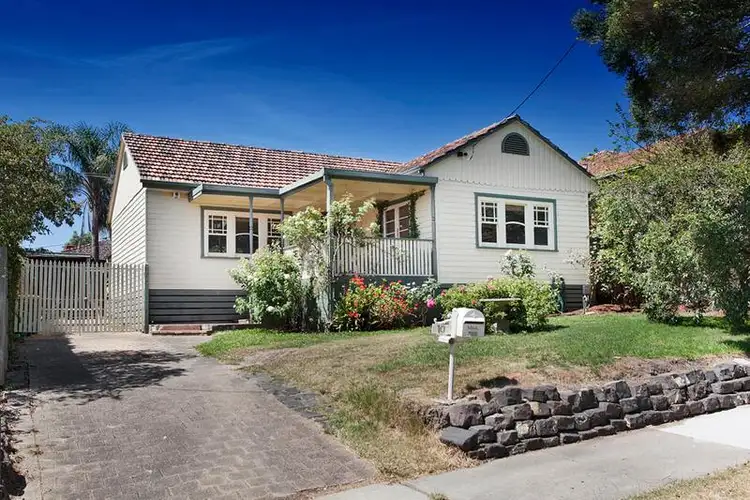 10 Corlett Street