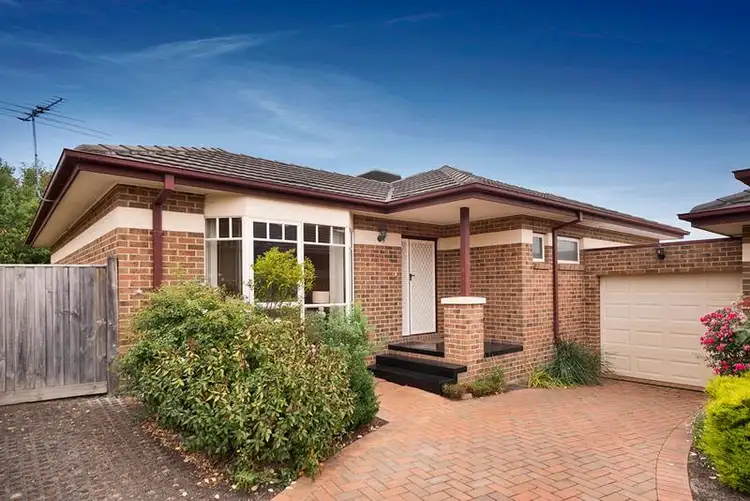 Main view of Homely unit listing, 3/77-79 Winfield Road, Balwyn North VIC 3104