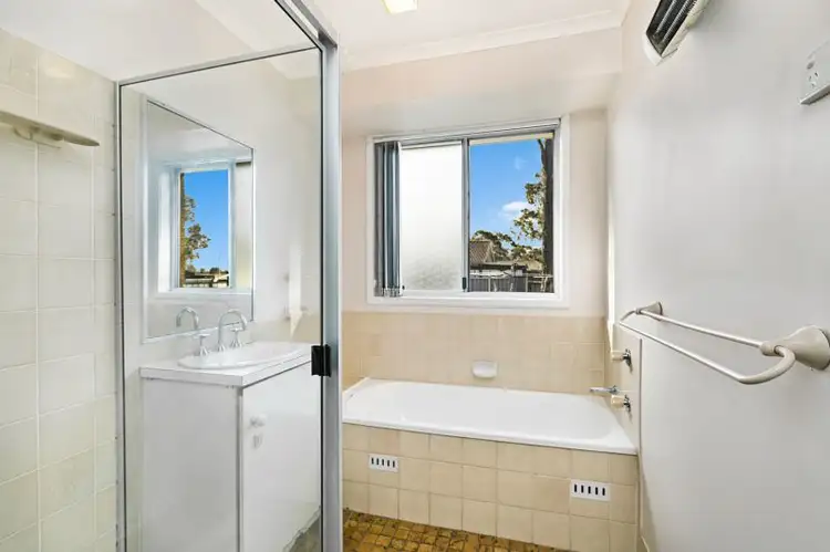 Fifth view of Homely house listing, 18 Pepler Place, Thornton NSW 2322