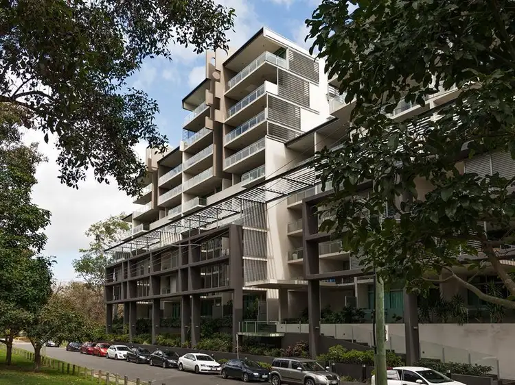 210/23 Parkland Street, Nundah QLD 4012