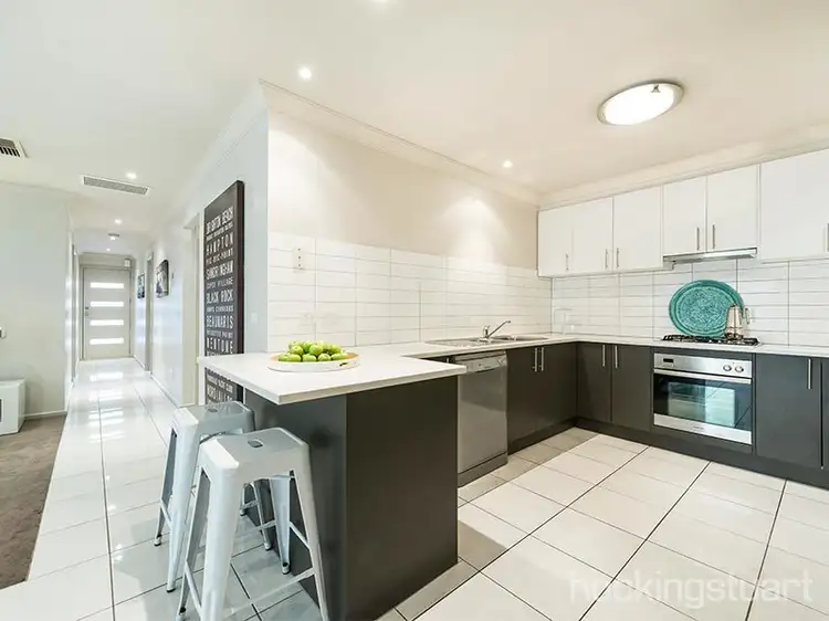 Fourth view of Homely townhouse listing, 2/84 Albert Street, Mordialloc VIC 3195