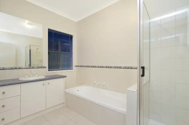 Sixth view of Homely house listing, 2 East Hampton Place, Strathfieldsaye VIC 3551