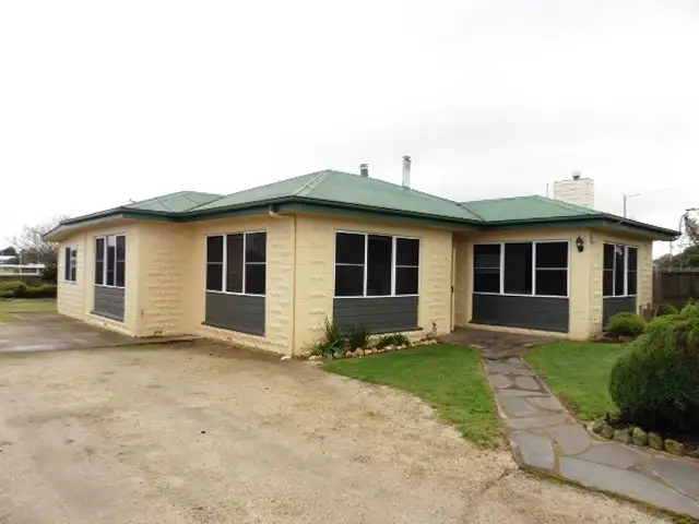 6 Christopher Street, Scottsdale TAS 7260