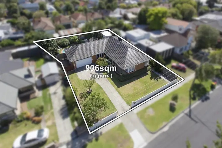 Second view of Homely house listing, 7 Carlton Street, Mckinnon VIC 3204