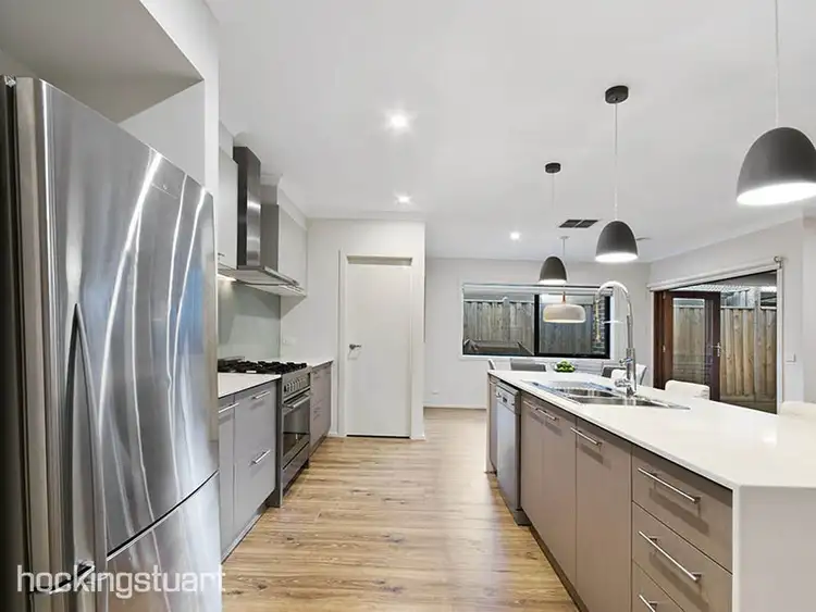 Fifth view of Homely house listing, 4 Bellavista Drive, Wollert VIC 3750