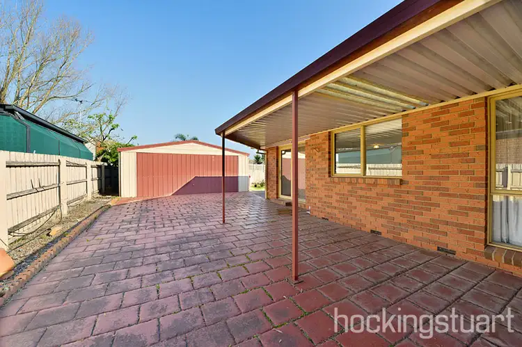 Second view of Homely house listing, 10 Hillman Court, Berwick VIC 3806
