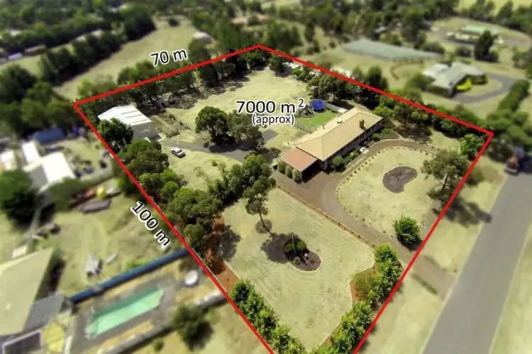 20 Croxton Drive, Kurunjang VIC 3337