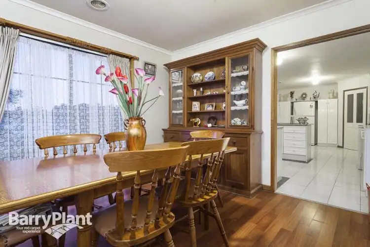 Fifth view of Homely house listing, 9 Loganberry Close, Cranbourne North VIC 3977