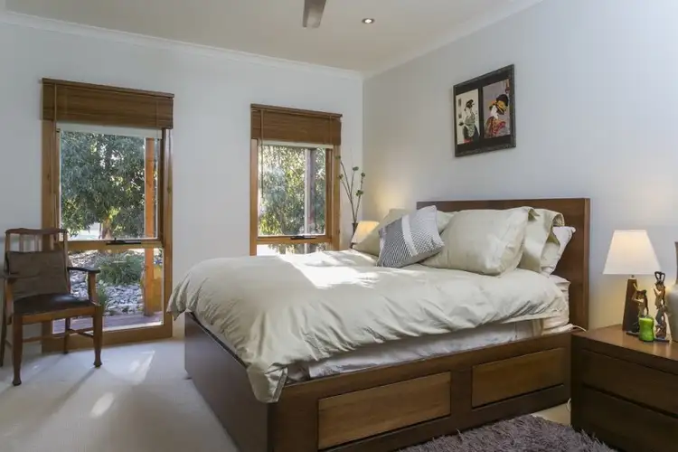 Fifth view of Homely house listing, 6 Lincoln Place, East Bendigo VIC 3550