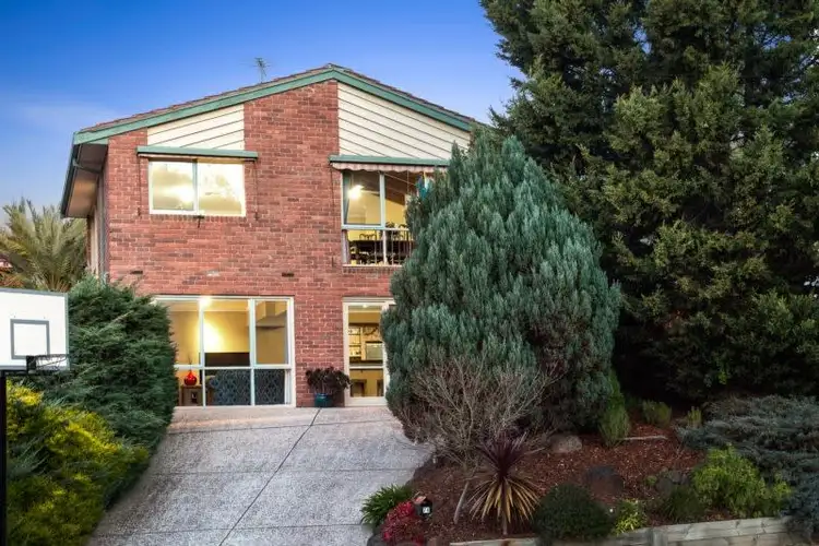 74 Parry Road, Eltham North VIC 3095