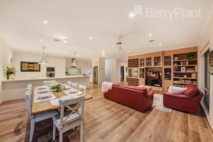 Fifth view of Homely house listing, 17 Diamond Drive, Werribee VIC 3030