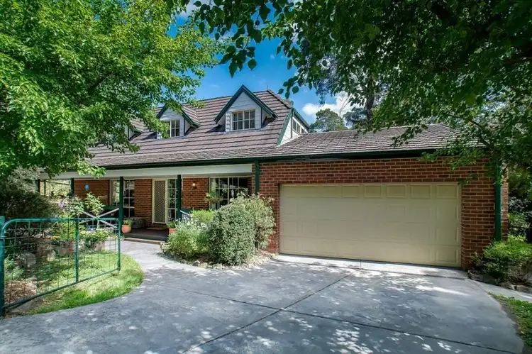 33 Mast Gully Road, Upwey VIC 3158