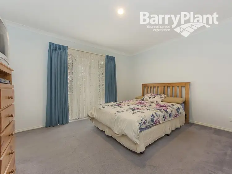 Fifth view of Homely townhouse listing, 8 Pampas Lane, Cairnlea VIC 3023