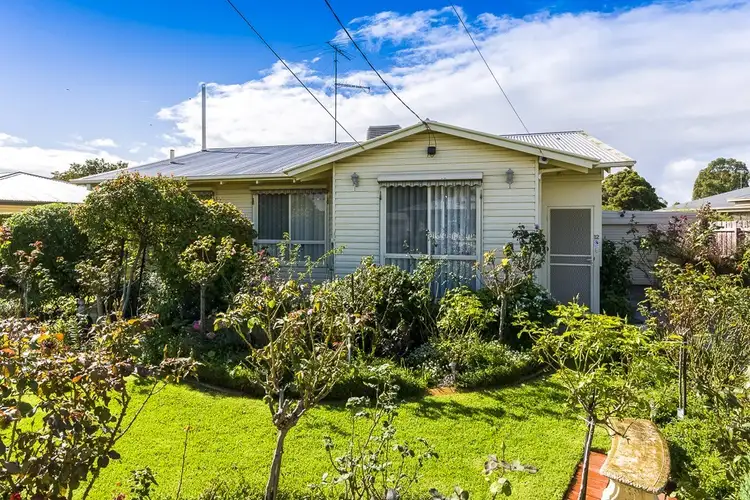 12 Wren Street, Norlane VIC 3214