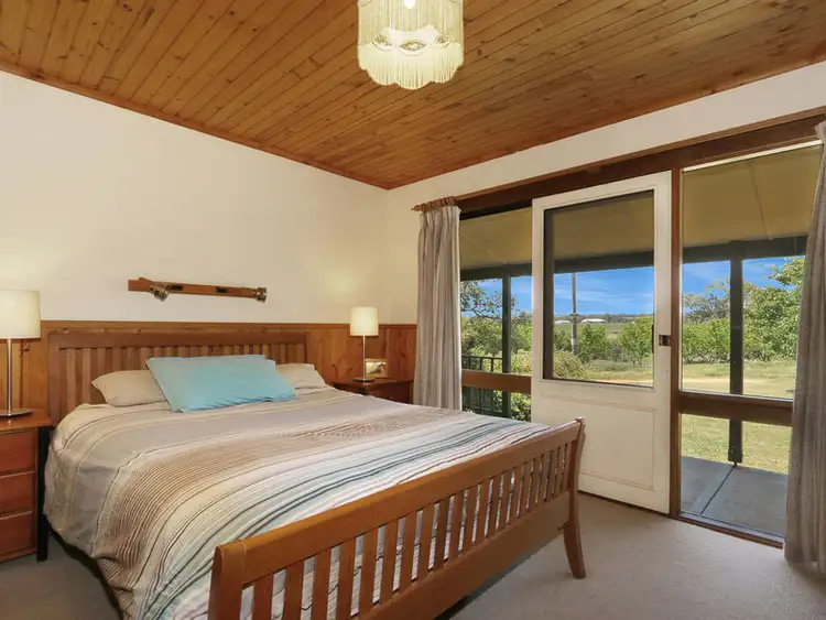 Fifth view of Homely house listing, 5 Zig Zag Road, Beechworth VIC 3747