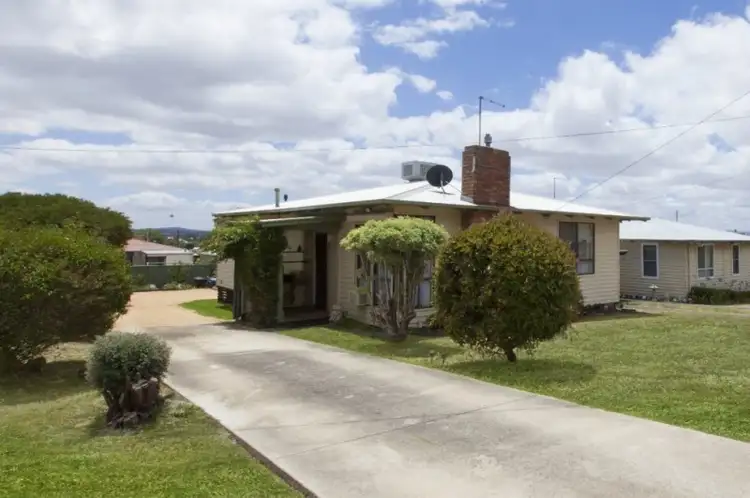 5 Montgomery Street, Ararat VIC 3377