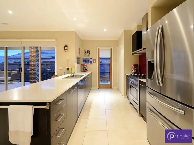 Fifth view of Homely house listing, 9 Hollyrood Drive, Berwick VIC 3806