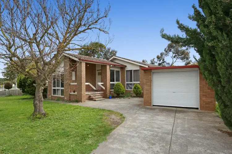 27 Lowalde Drive, Epping VIC 3076