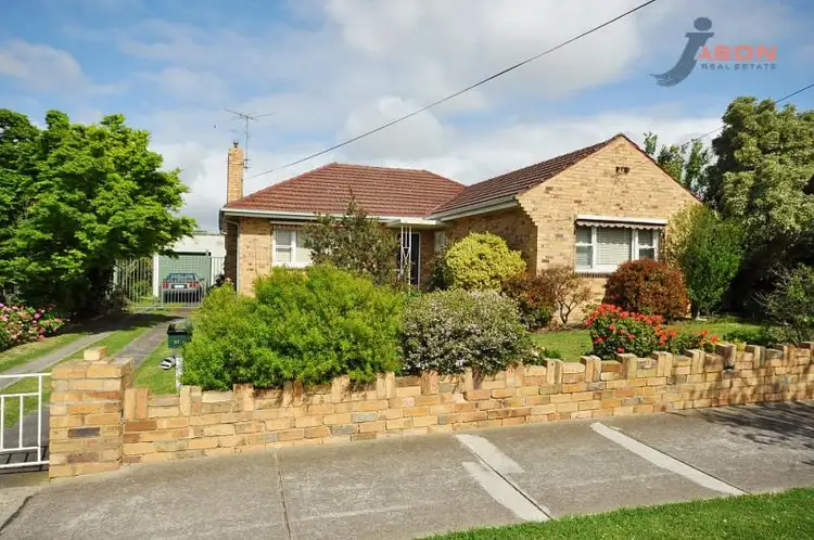 33 William Street, Glenroy VIC 3046