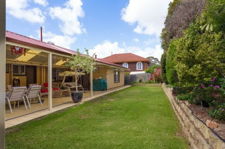 Fourth view of Homely house listing, 19 Davies Crescent, Kardinya WA 6163