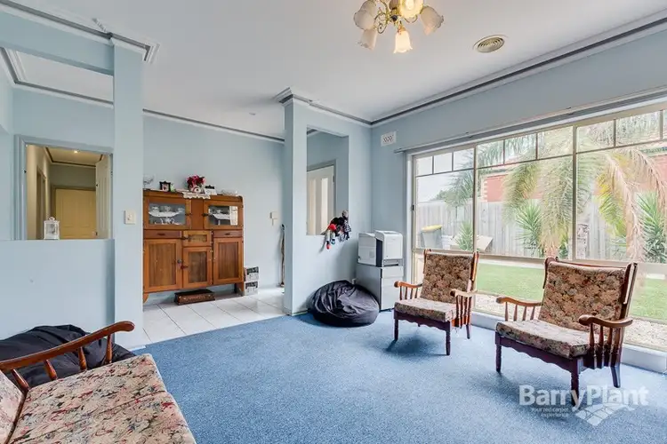 Fifth view of Homely unit listing, 2/5 Gunsynd Court, Keilor Downs VIC 3038