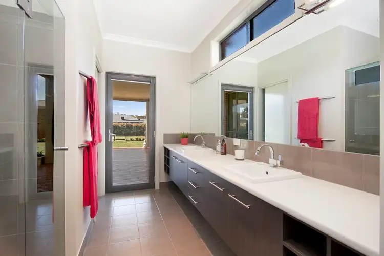 Fifth view of Homely house listing, 7a Shetland Road, Junortoun VIC 3551