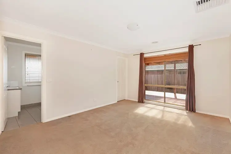 Sixth view of Homely house listing, 10 Pontisford Court, Kilmore VIC 3764