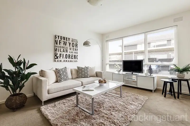 Main view of Homely apartment listing, 2/11 Maroona Road, Carnegie VIC 3163