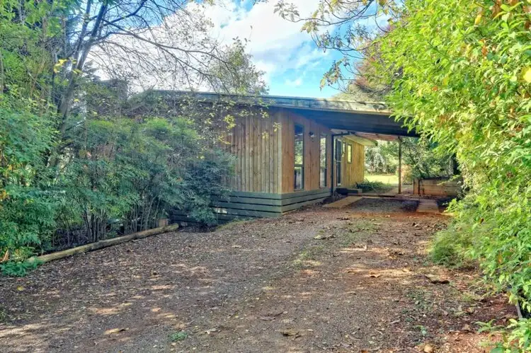 12 Ferres Road, Emerald VIC 3782