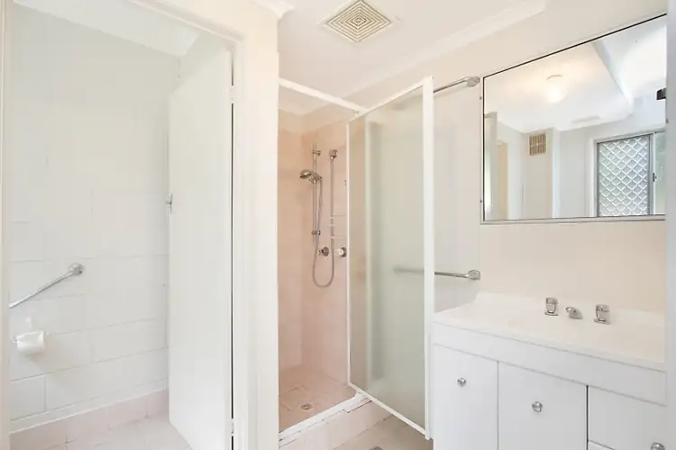 Sixth view of Homely unit listing, 4/58 Sarawak Avenue, Palm Beach QLD 4221