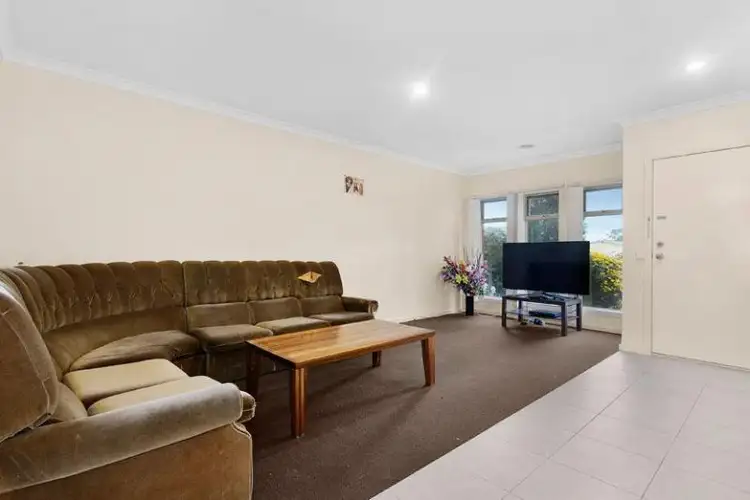Sixth view of Homely house listing, 2/80 Charter Road West, Sunbury VIC 3429