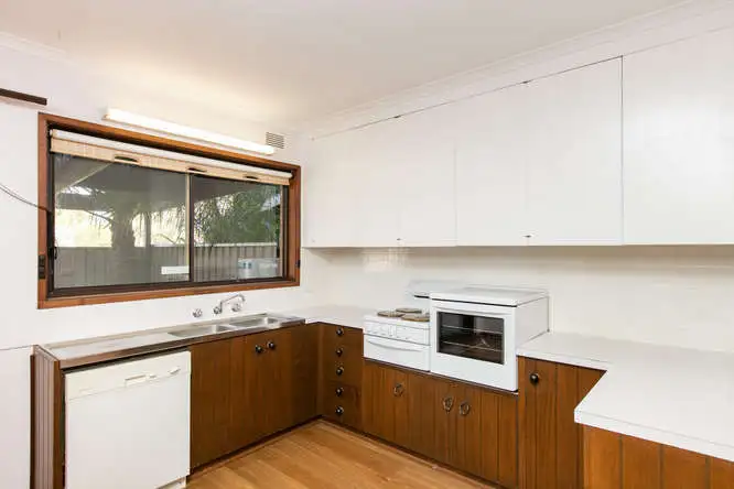 Fifth view of Homely house listing, 4 Boronia Court, Mildura VIC 3500