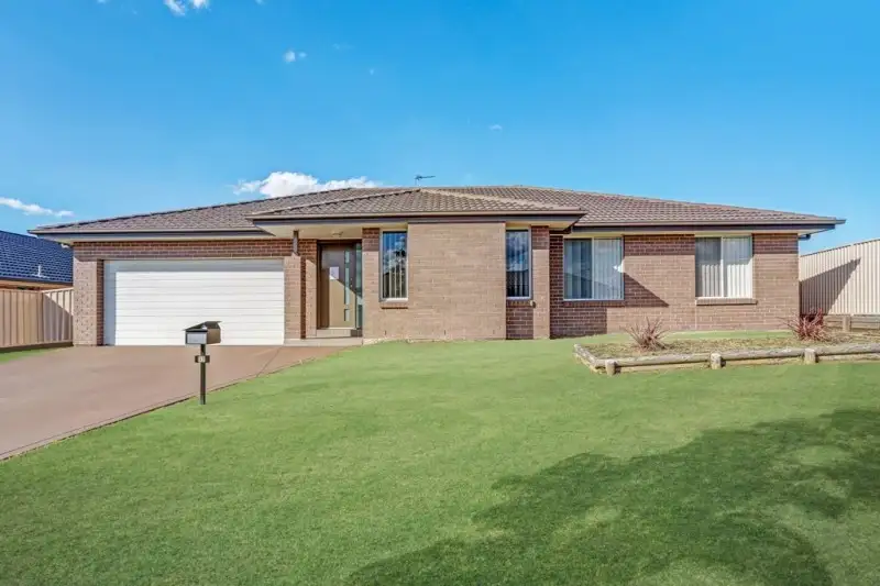 Main view of Homely house listing, 17 Sapphire Drive, Rutherford NSW 2320