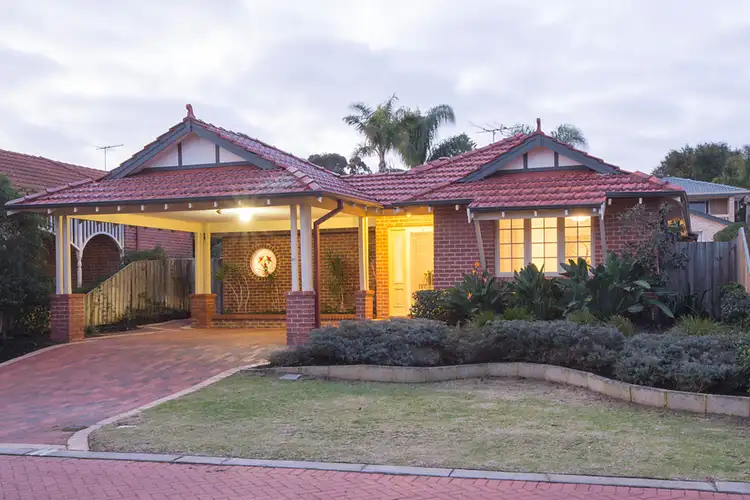 27 Jubaea Gardens, Mount Claremont WA 6010