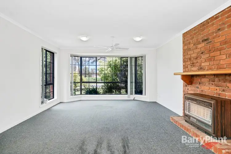 Fifth view of Homely house listing, 8 Callander Crescent, Hoppers Crossing VIC 3029