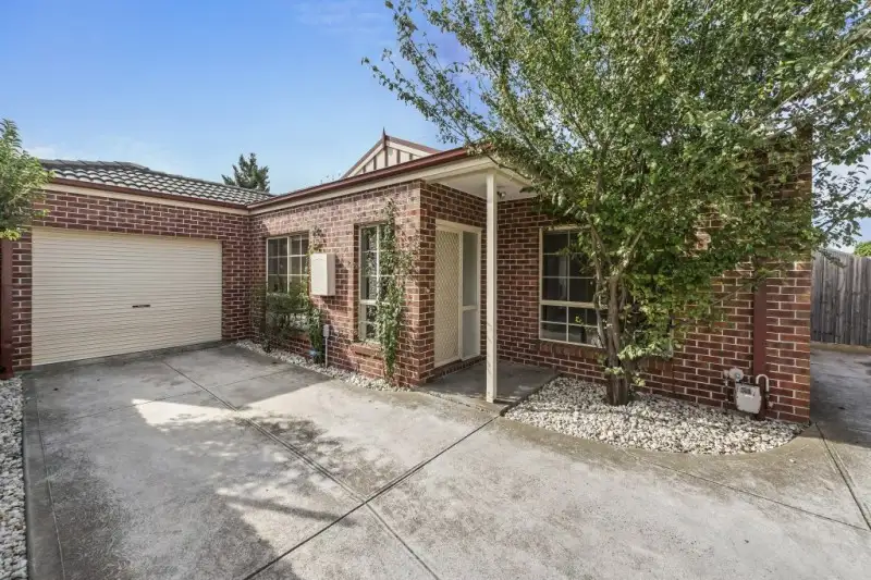 Main view of Homely unit listing, 4/32-34 Adamson Street, Braybrook VIC 3019