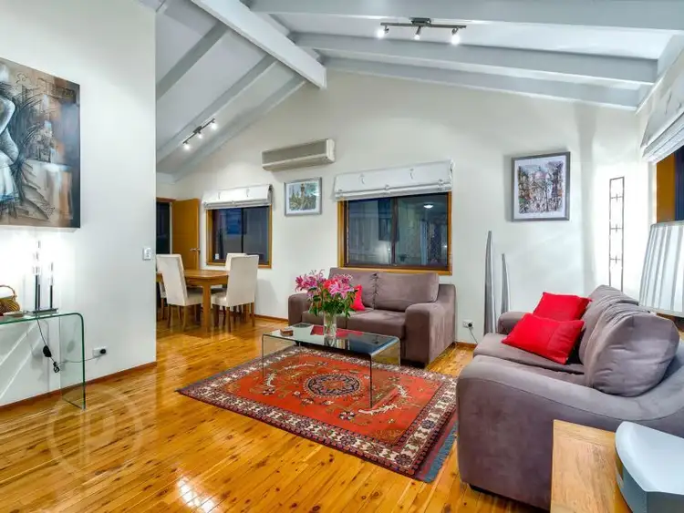 9 Glencoe Avenue, Tarragindi QLD 4121