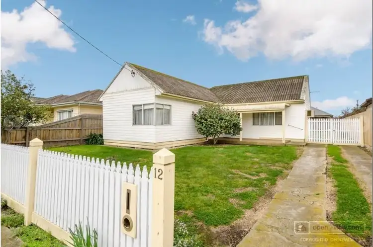 12 Maxwell Avenue, Altona North VIC 3025