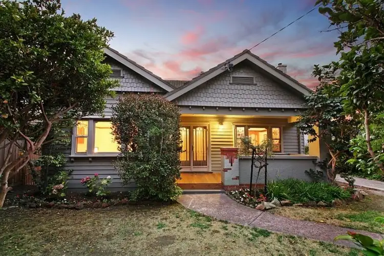 29 Cairnes Grove, Bentleigh VIC 3204