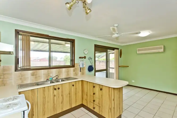 Fourth view of Homely house listing, 2 Oldfield Close, Raymond Terrace NSW 2324