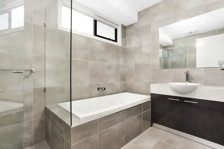 Sixth view of Homely townhouse listing, 2/9 Ambon Street, Ashburton VIC 3147