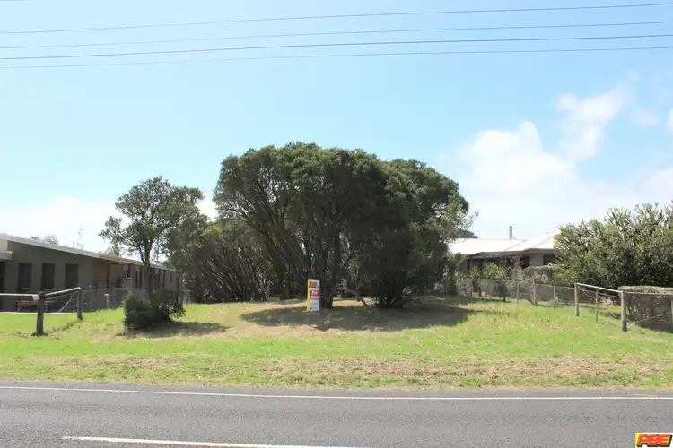 68. CANTERBURY ROAD, Venus Bay VIC 3956
