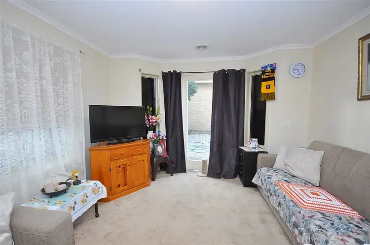 Third view of Homely unit listing, 6/2-4 Gordon Street, Tullamarine VIC 3043