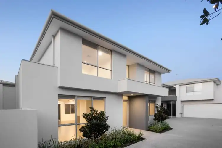 2/50 Lockhart Street, Como WA 6152